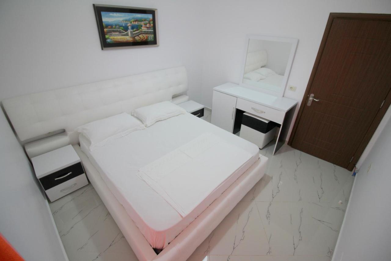 Klajdi Apartaments Saranda Extérieur photo