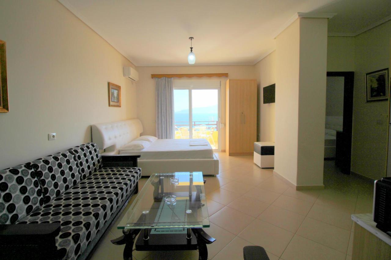 Klajdi Apartaments Saranda Extérieur photo