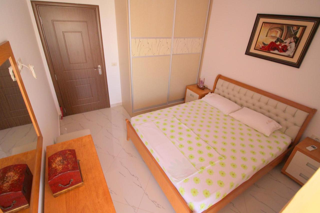 Klajdi Apartaments Saranda Extérieur photo